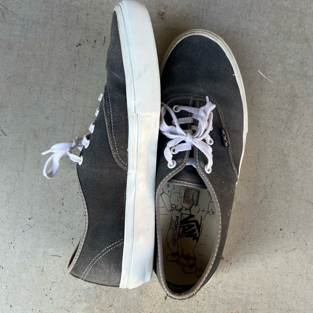 Vans Daniel Johnston “Hi, How are you?” Special Edition Men's Gray Sneakers - Picture 3 of 4